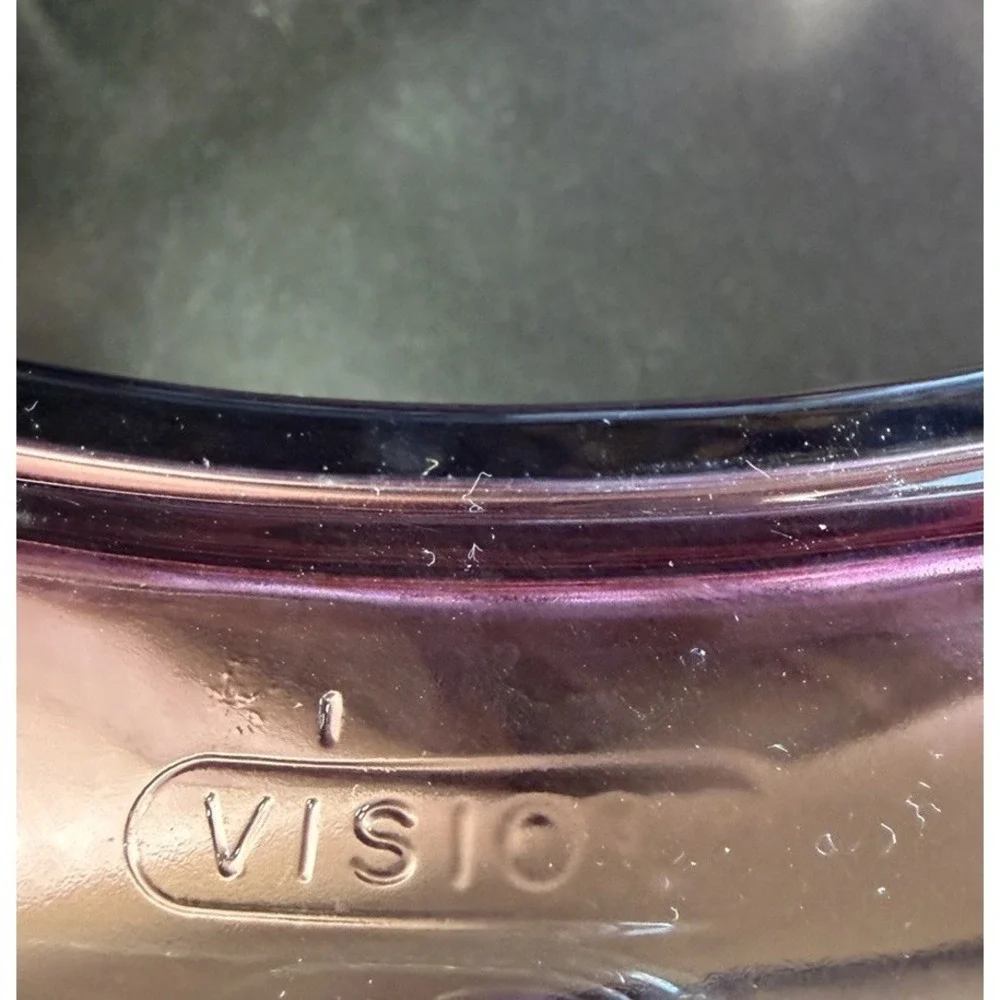 VTG Visions Cranberry Glass 5L Round Casserole Pot W Lid Corning USA Dutchoven